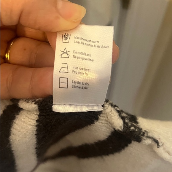 Saltwater LUXE Black and Cream Knit Cardigan Womens 2X - Picture 6 of 7